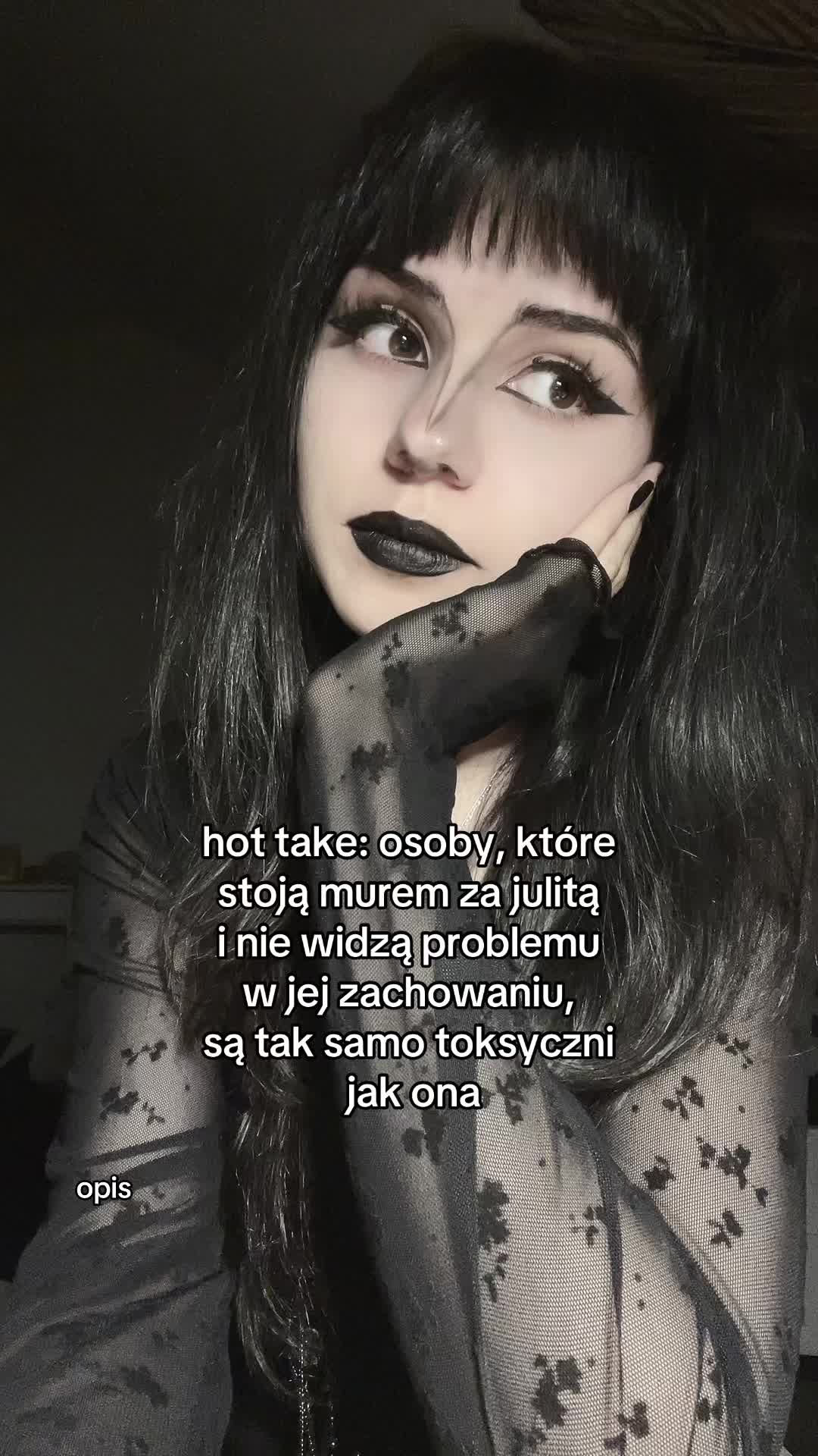 @voodoodolly