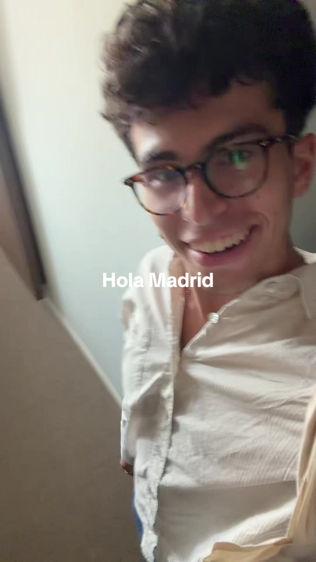 @Moanfaceemoji