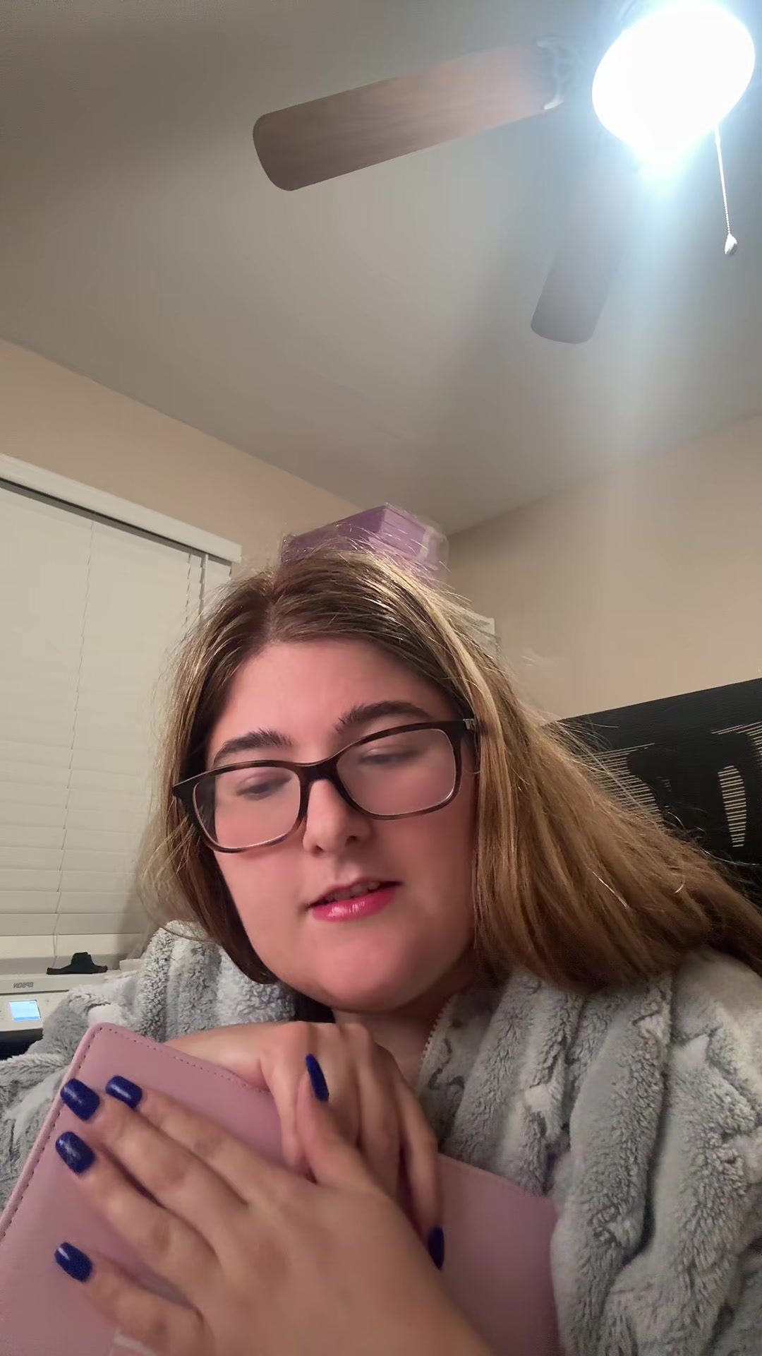@👆