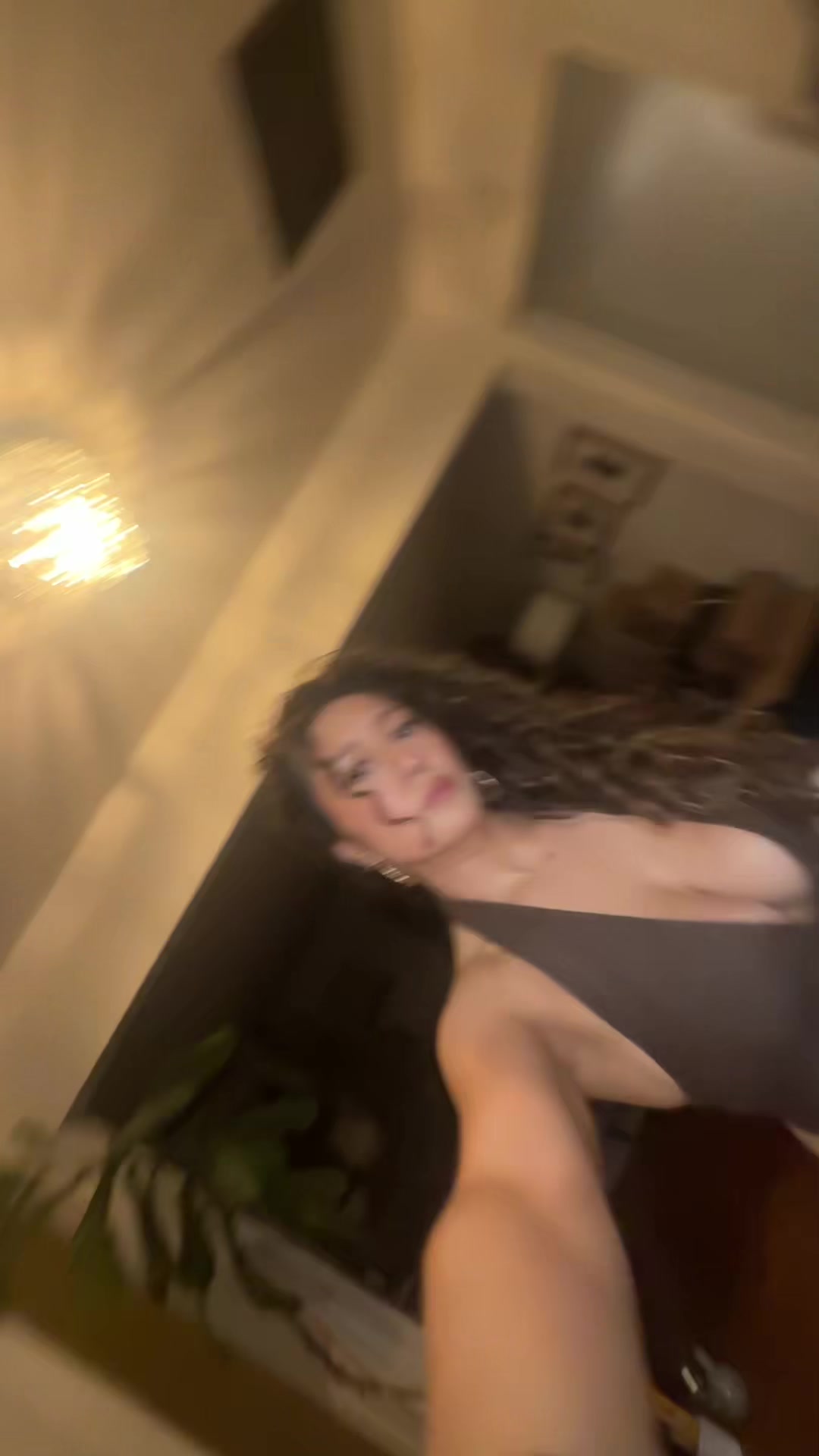 @Mia