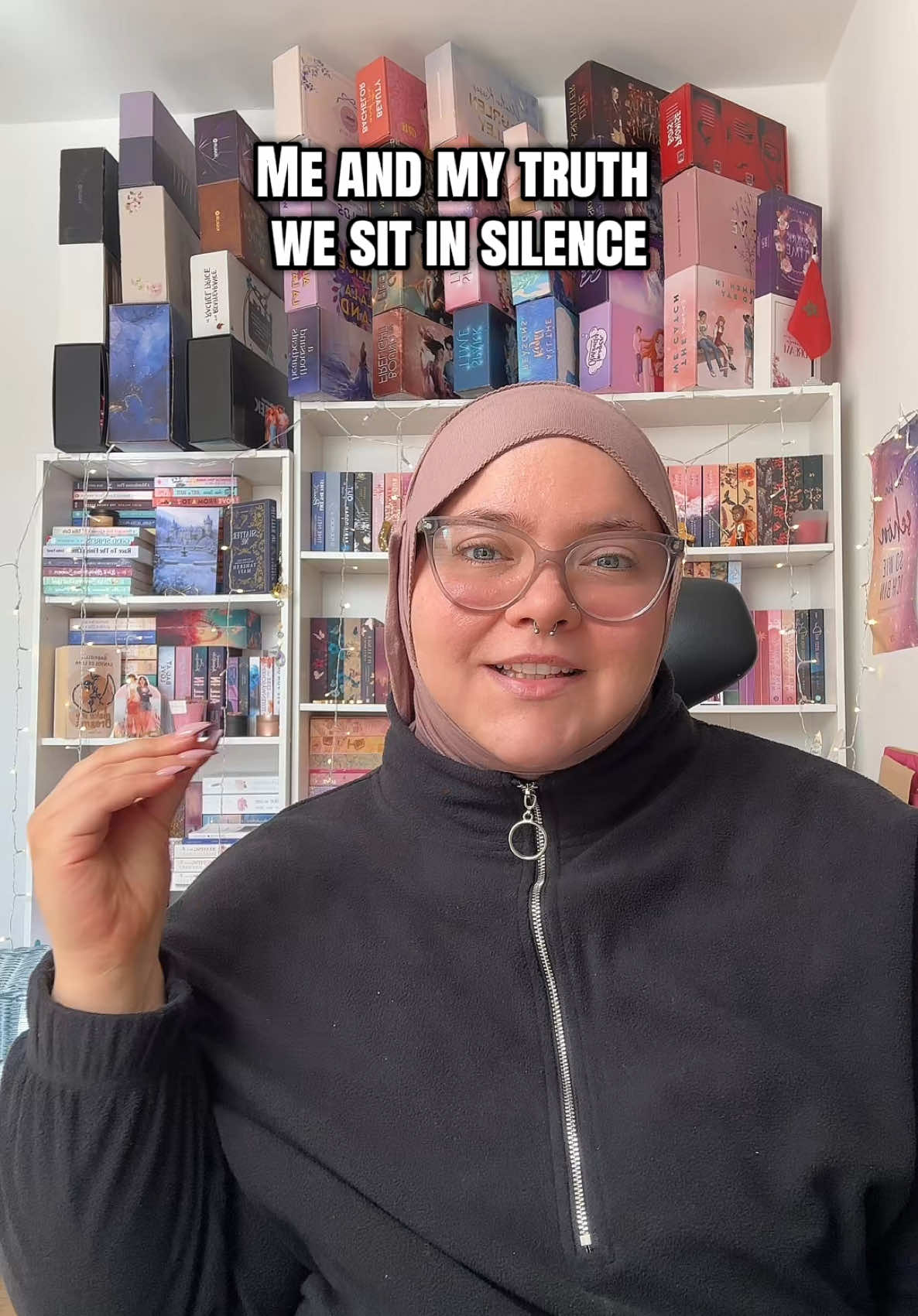 @Hidaya Elisa|BookTok 🧕🏻📖🦋