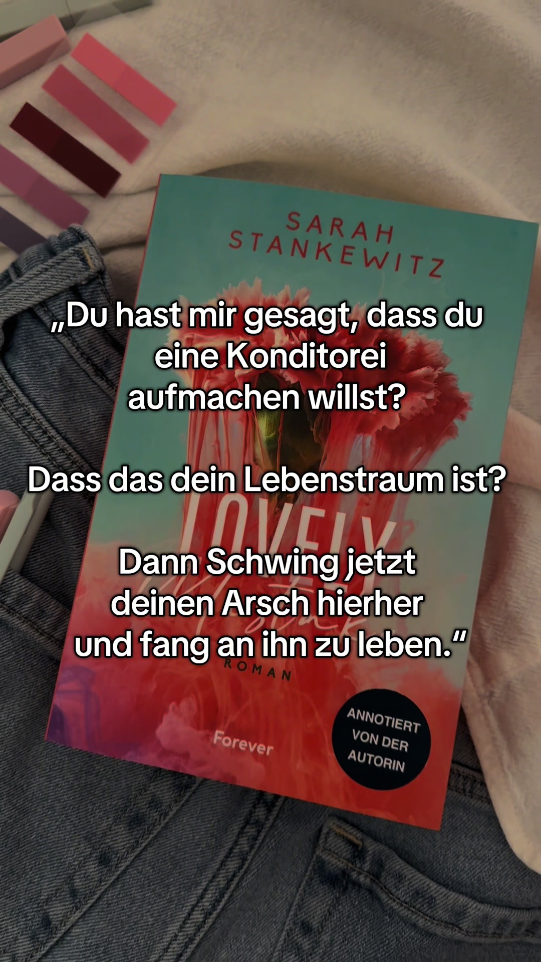 @Nicole | BookTok ๐