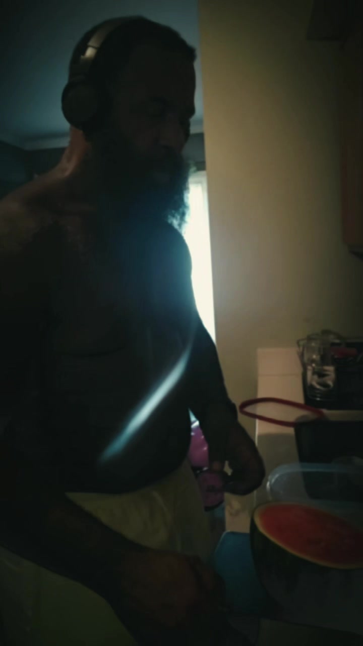 @TheSexyBusDriver