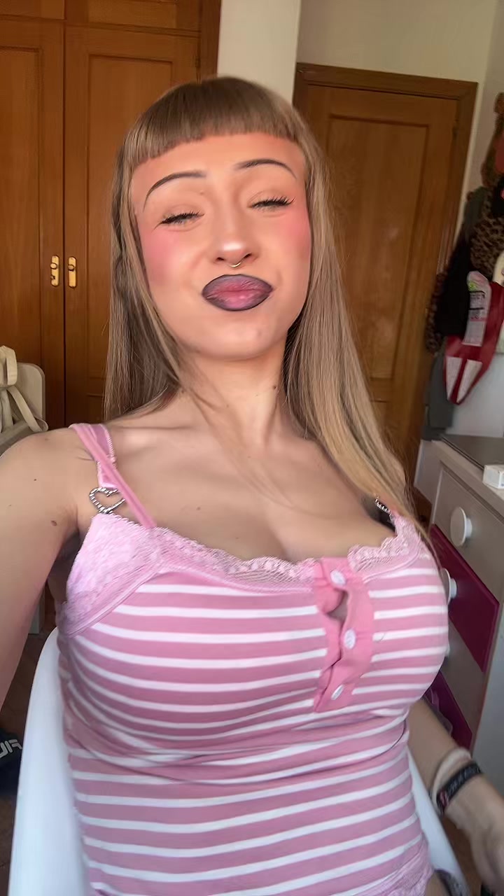 @lachikavampira