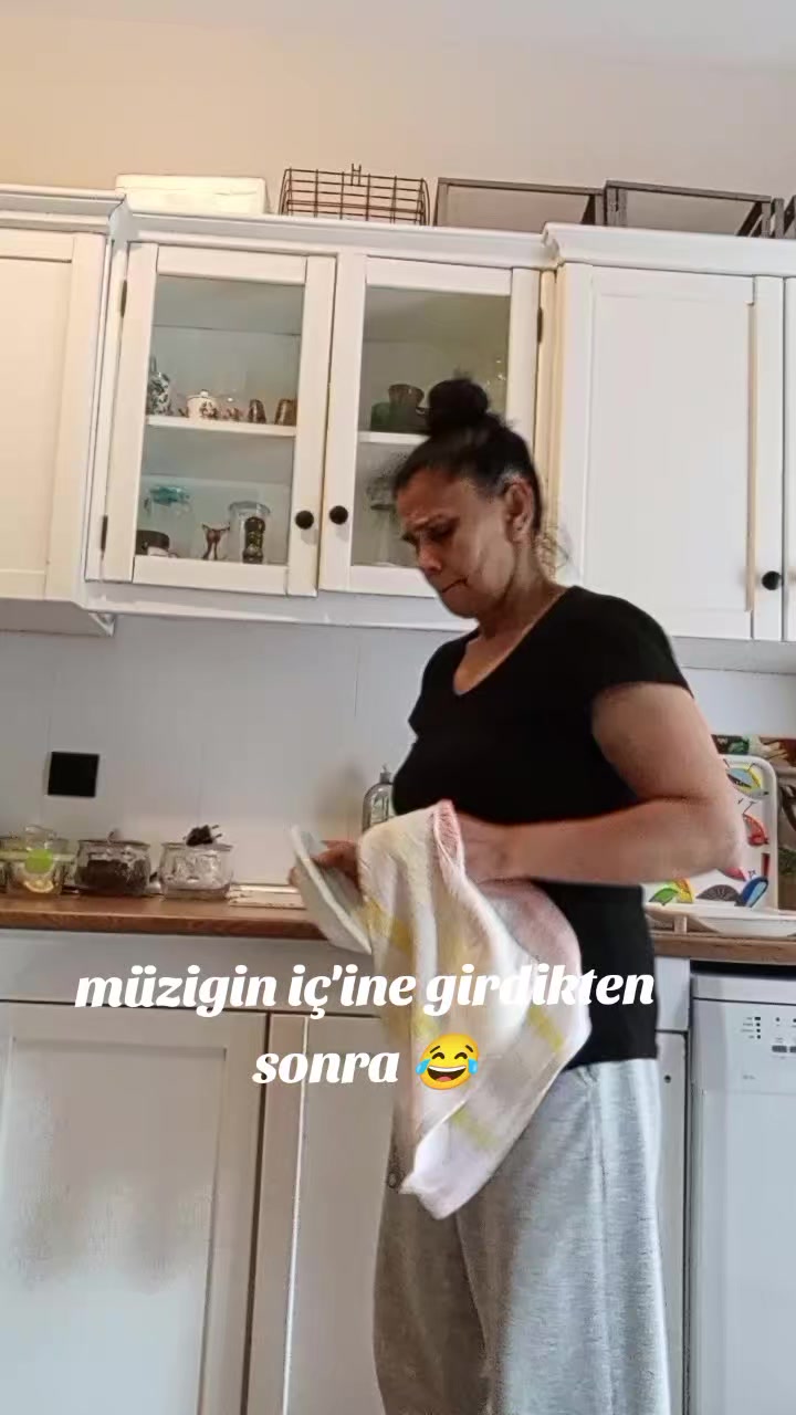 @muhabbat_urunowa