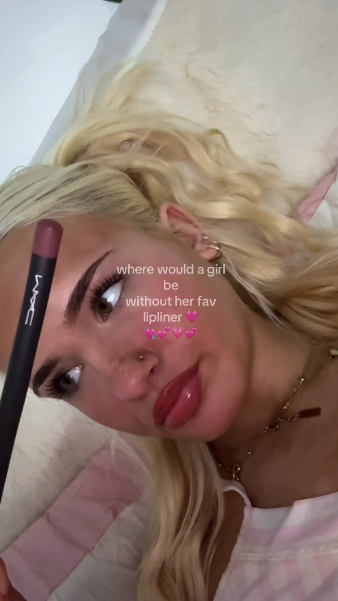 @𝘔𝘢𝘤𝘪𝘦🍒📸⚡️
