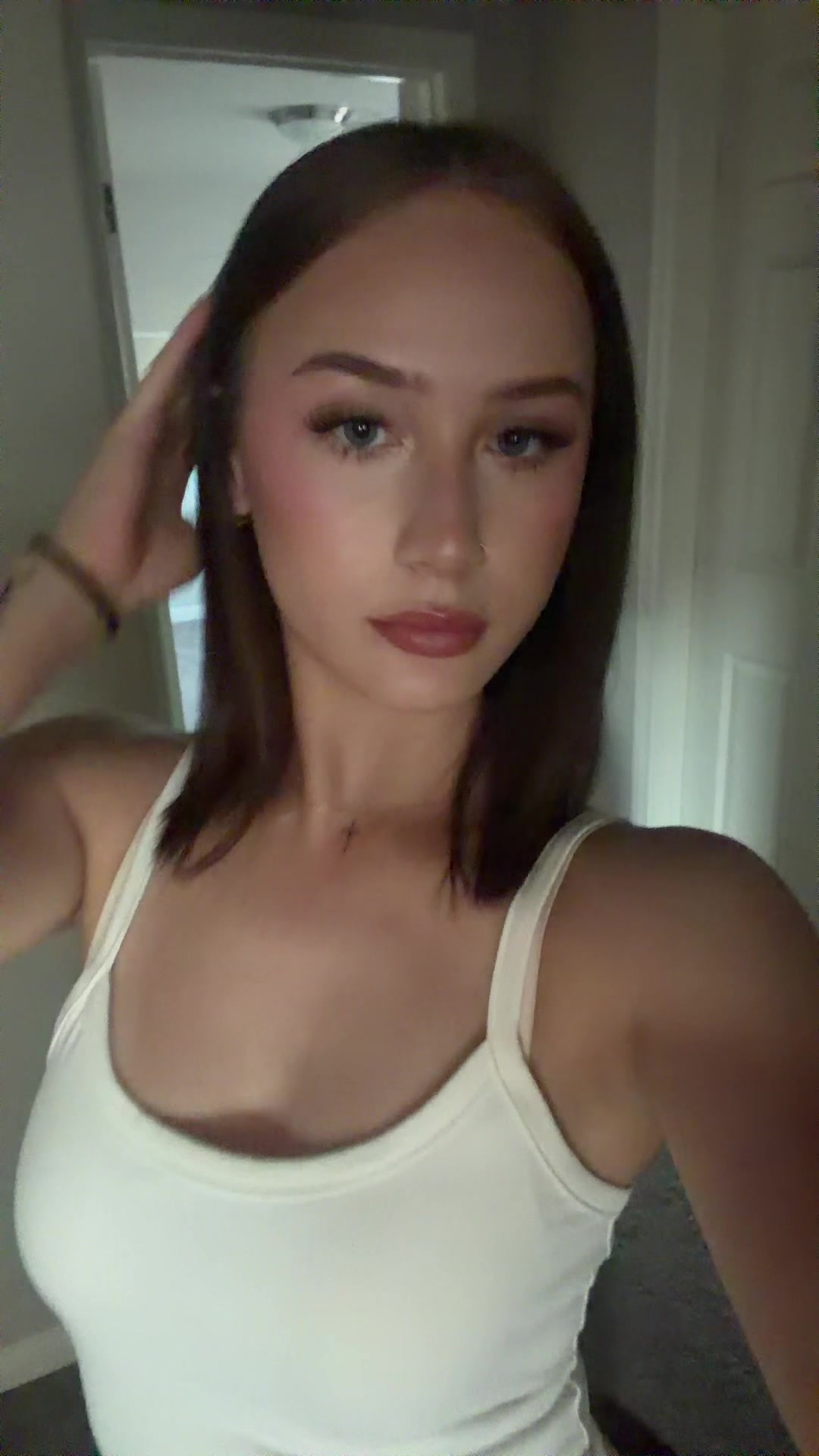@avanextdoooor