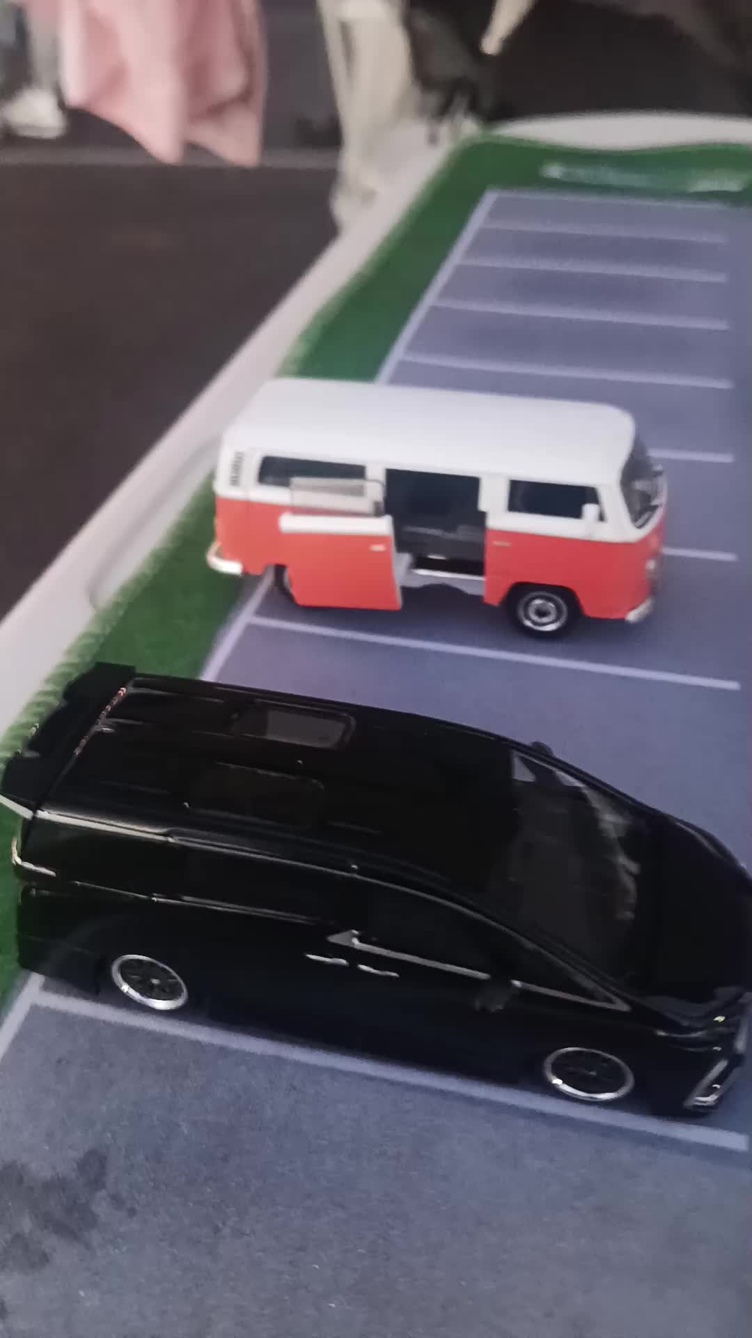 @hunterdiecast