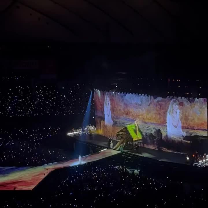 @𓂃꙳⋆videos from the eras tour
