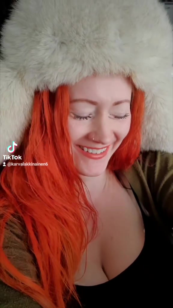 @karvalakkinainen