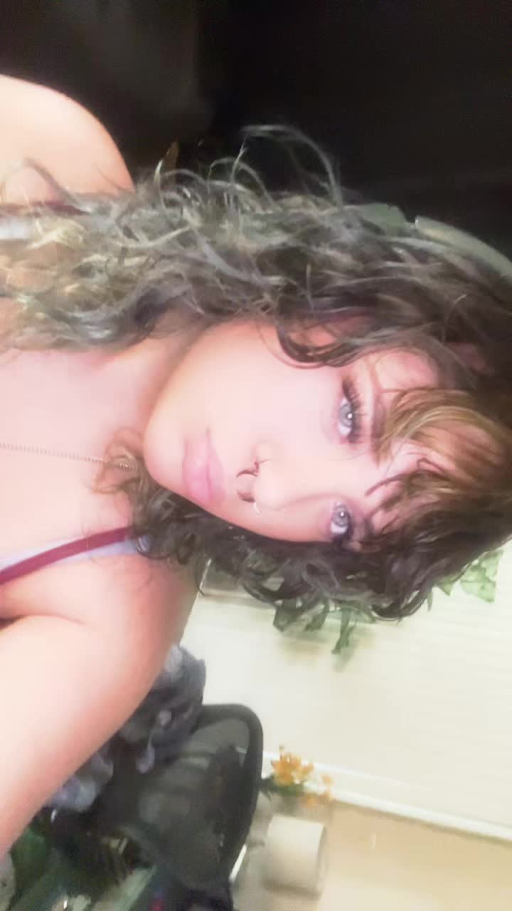 @Jem_b1tch