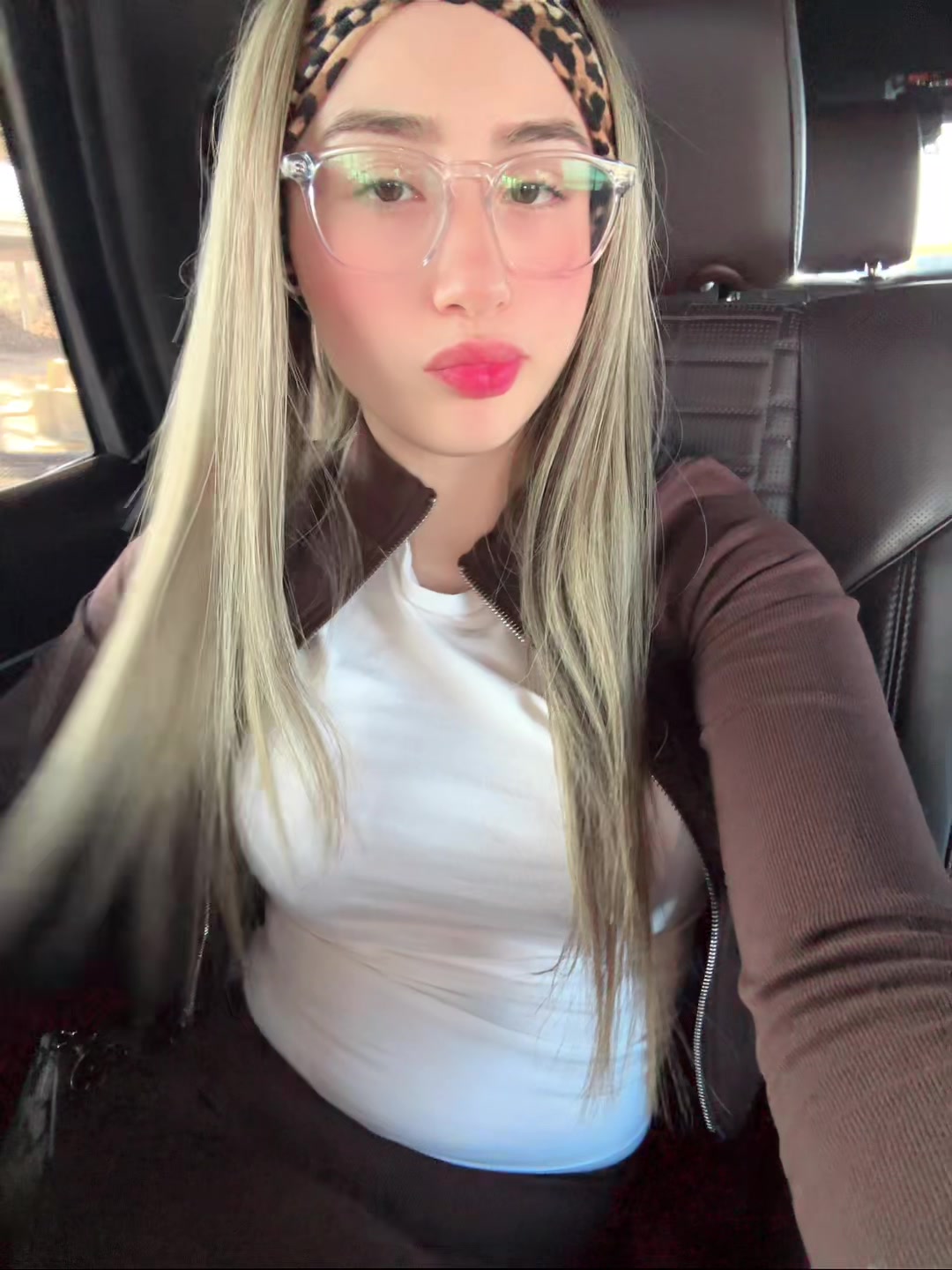 @. ๐๐ช๐ป๐ฒ๐ช .