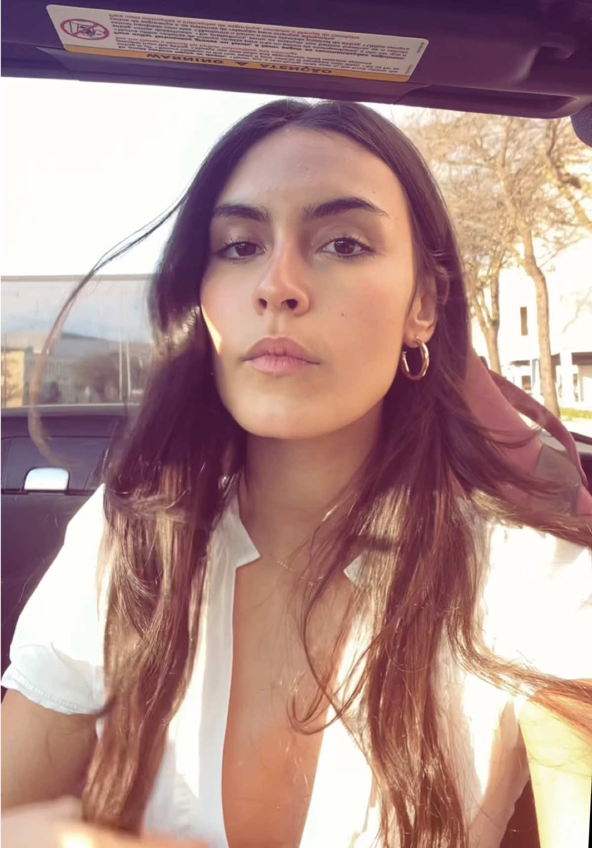 @mia.benita