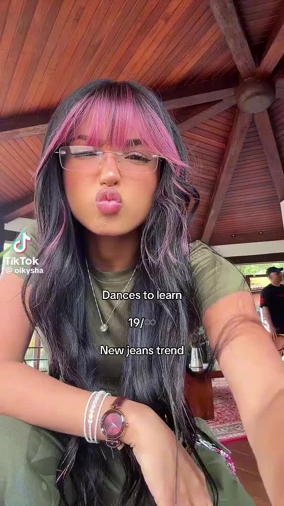 @…