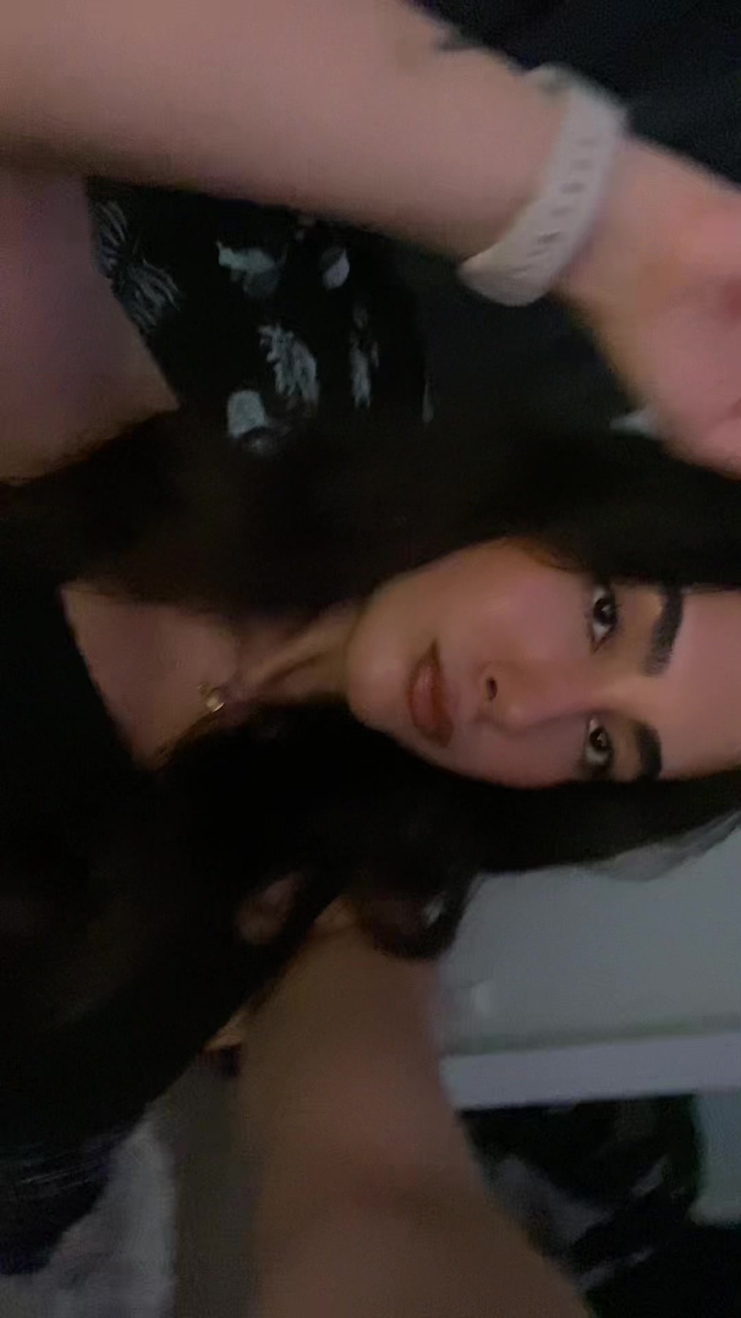 @Mobina__rh