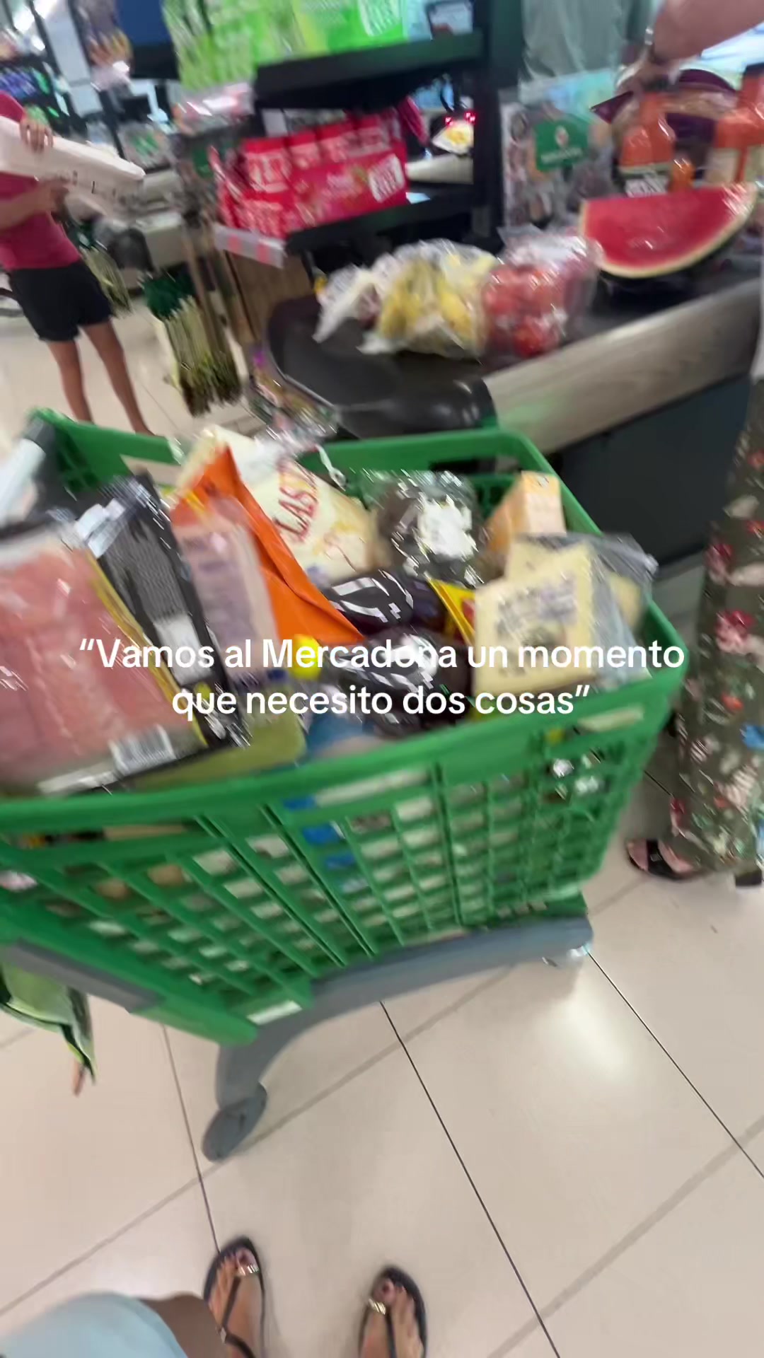 @elenaluugo