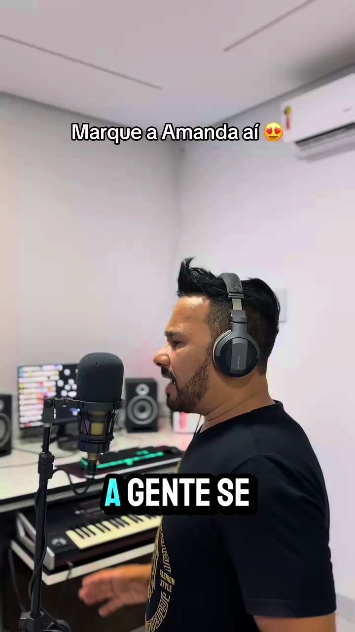 @THEO SANTANA