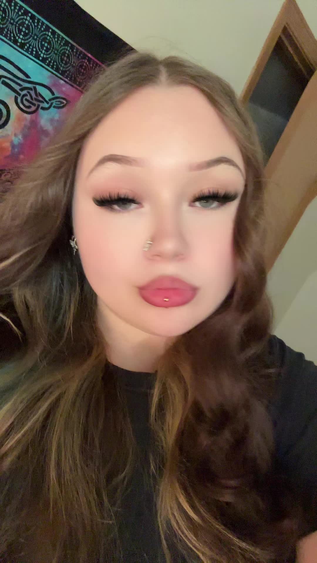 @𝐸𝑣𝑒𝑙𝑦𝑛 ꨄ.