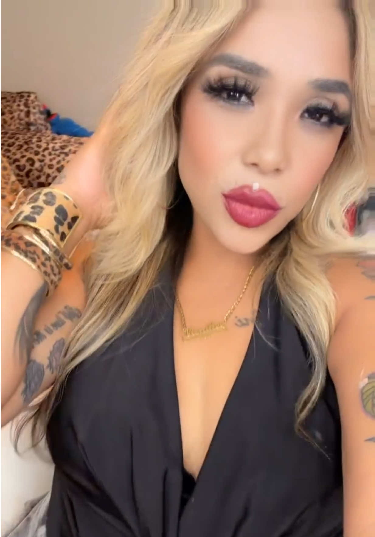@👑🐾Monikee🐾👑