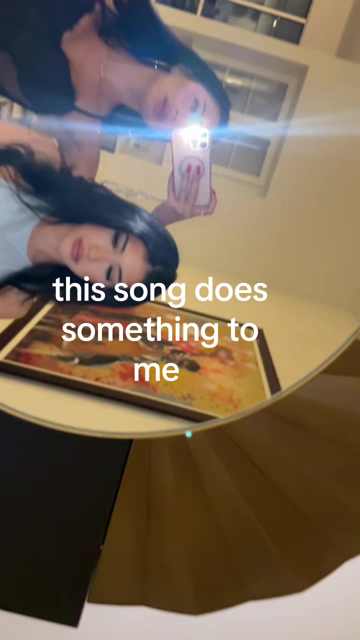 @AUDREY MIA