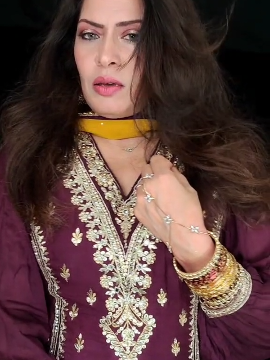 @Saaakshi