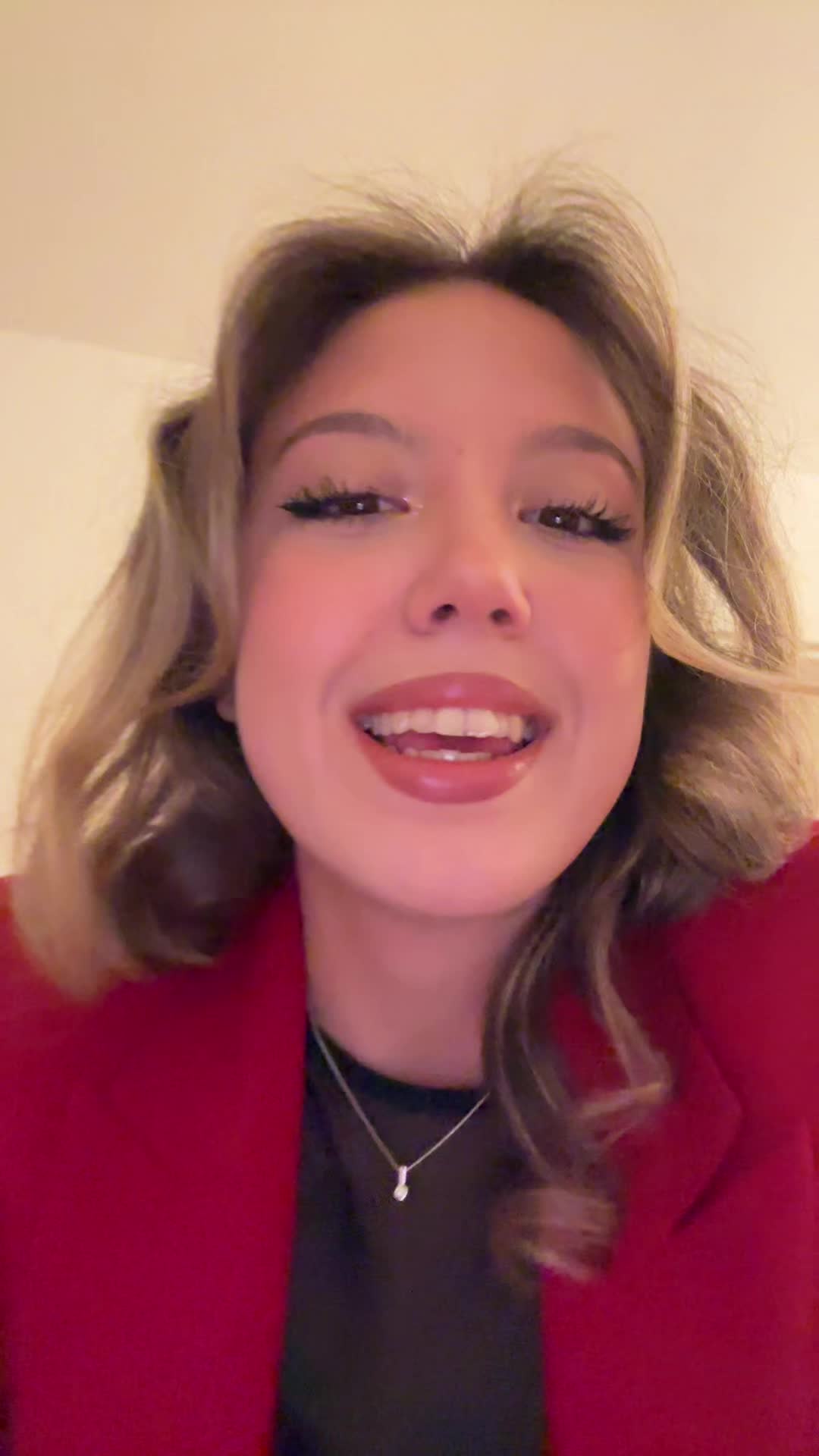 @Elii