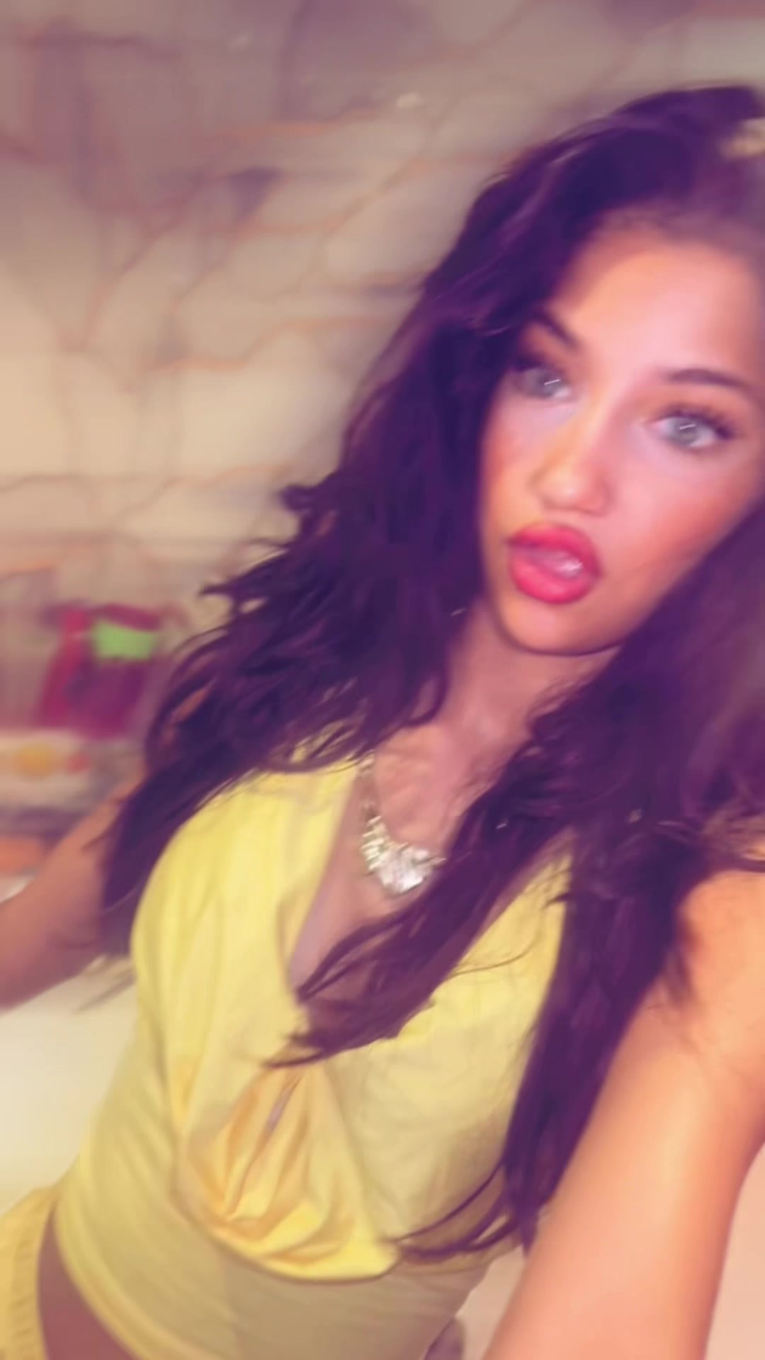 @Jazmin_Viragh