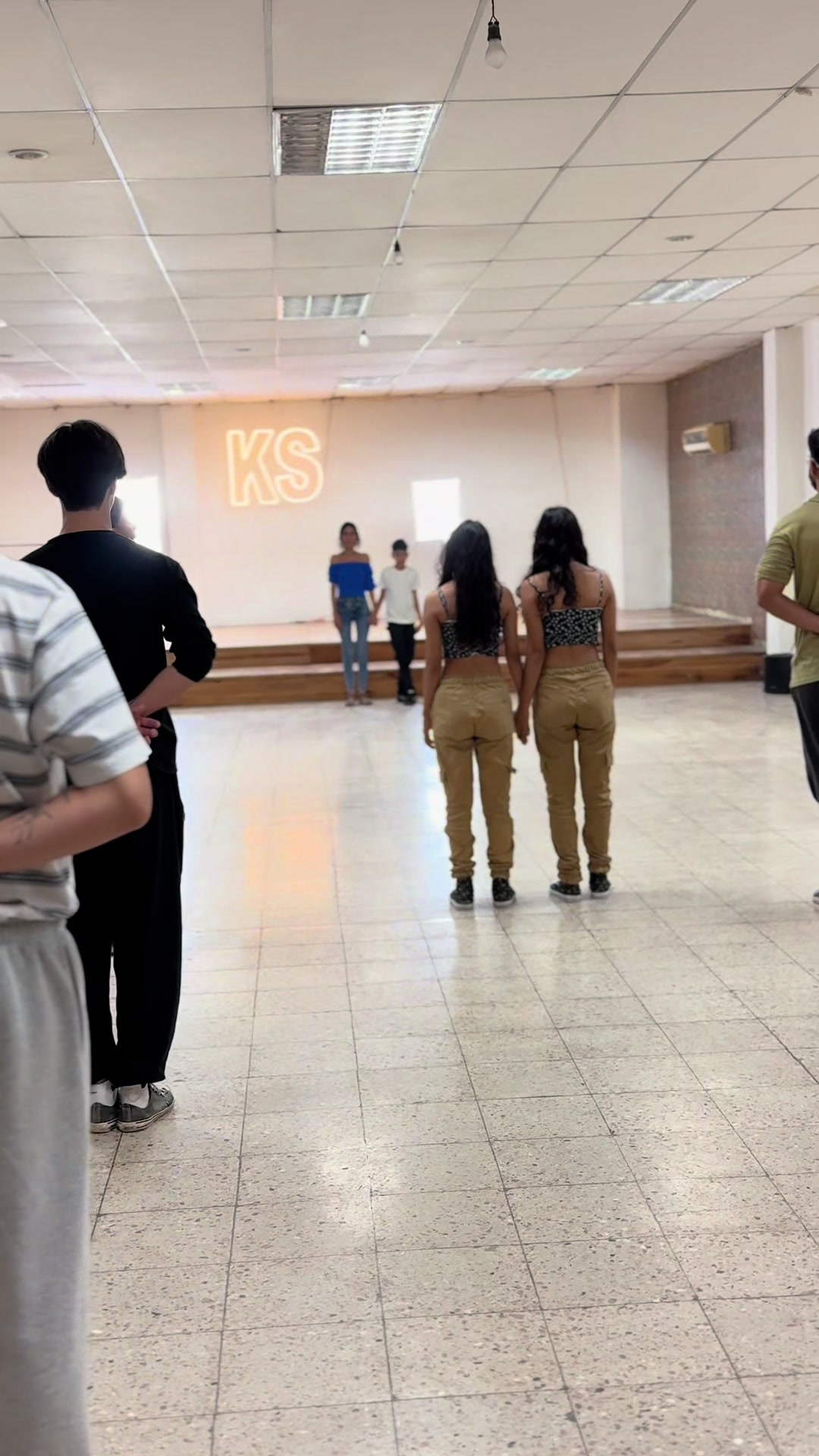 @ksproduccionesec