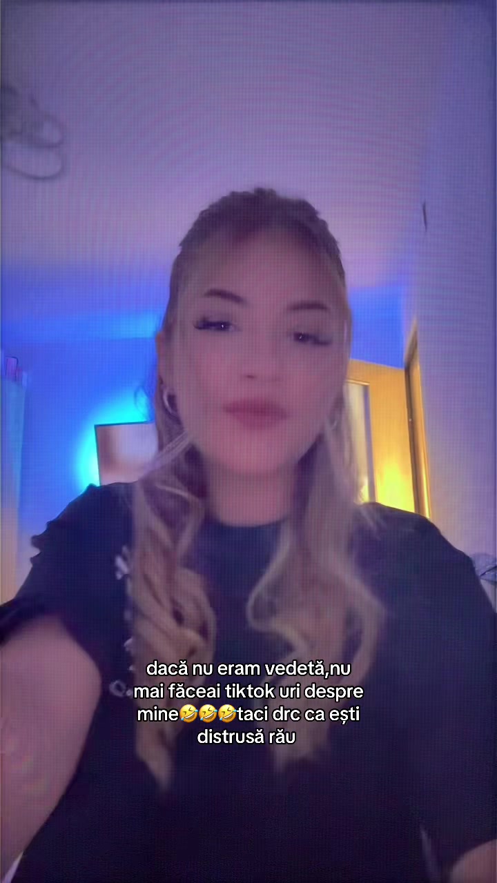 @Zahide de România😈