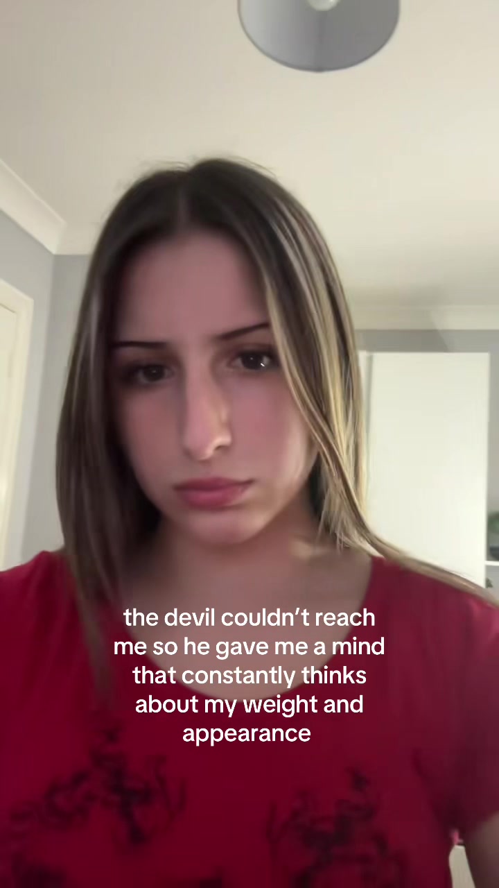 @❦