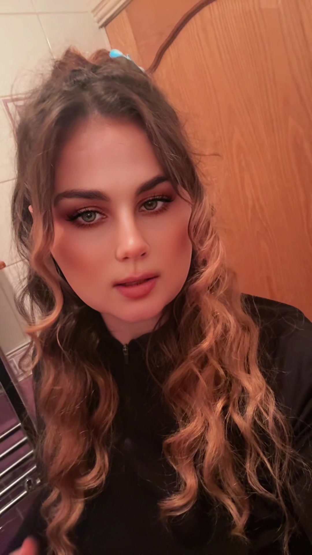@lozzapxx