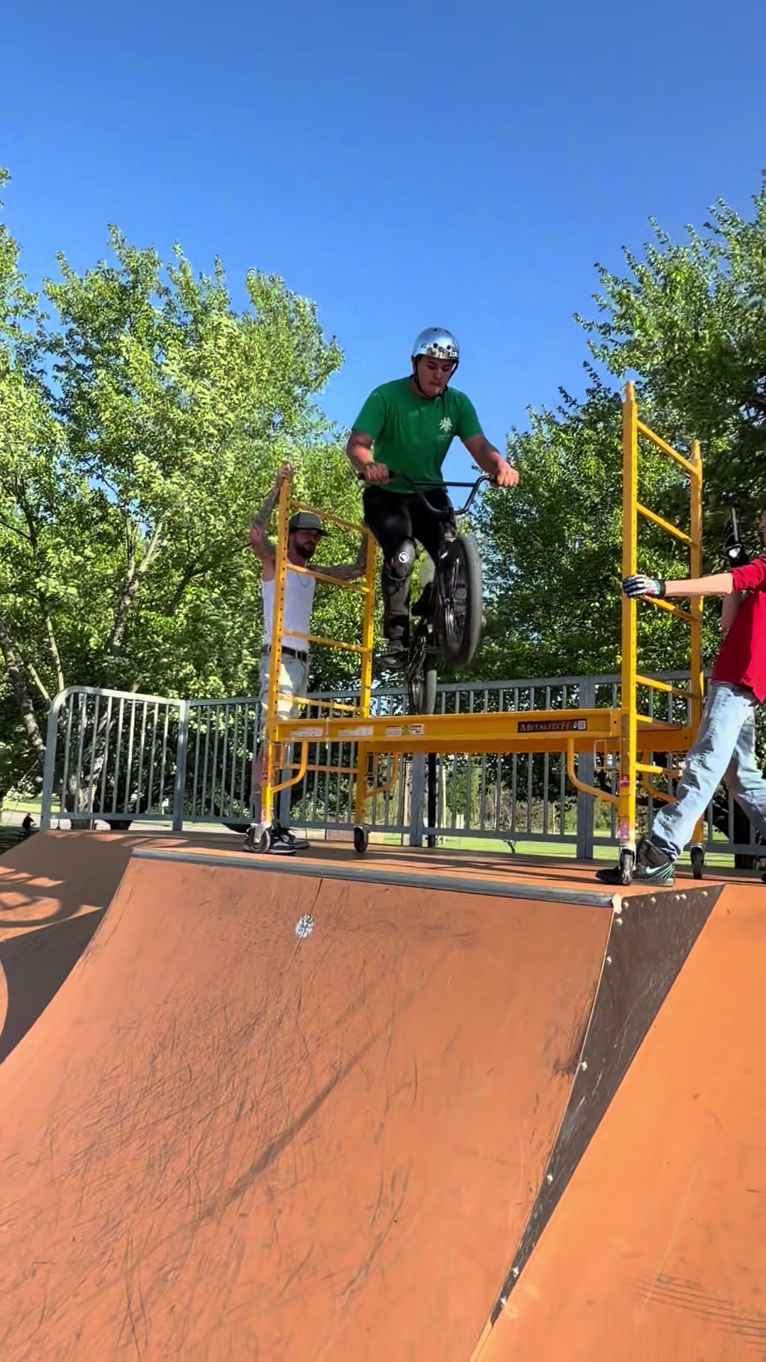 @Gabrieljrbmx