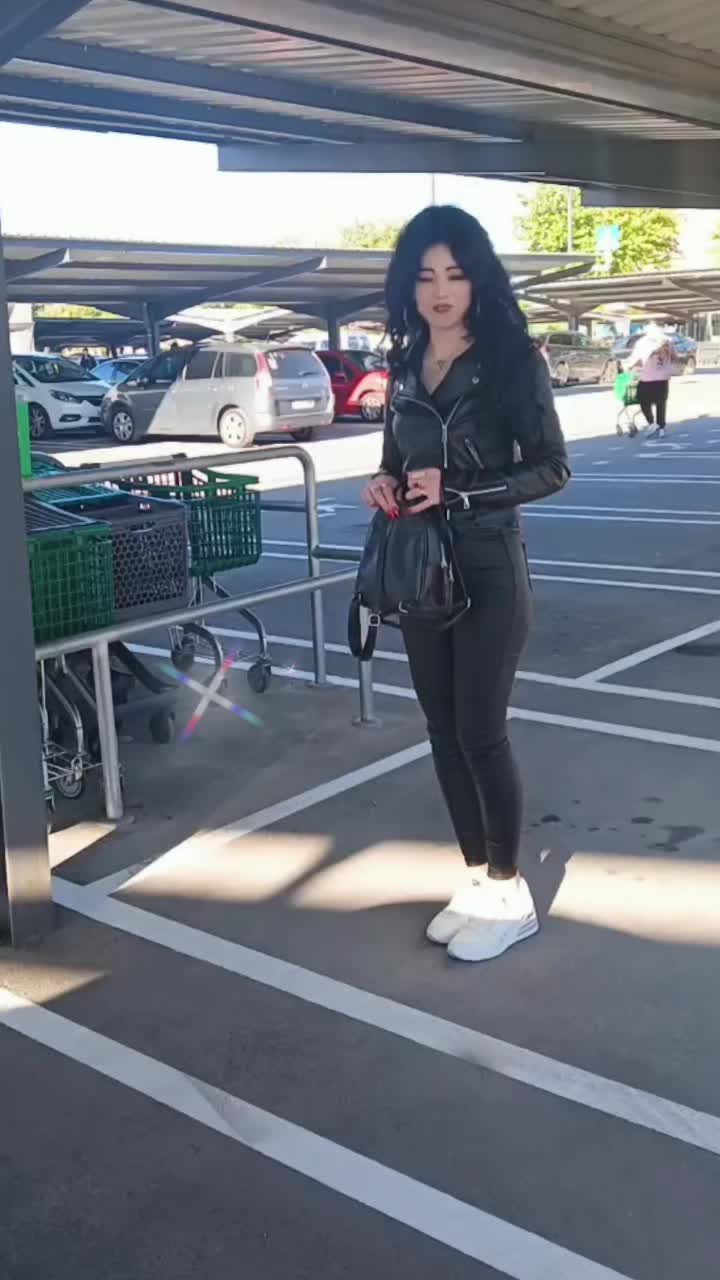 @Daniela