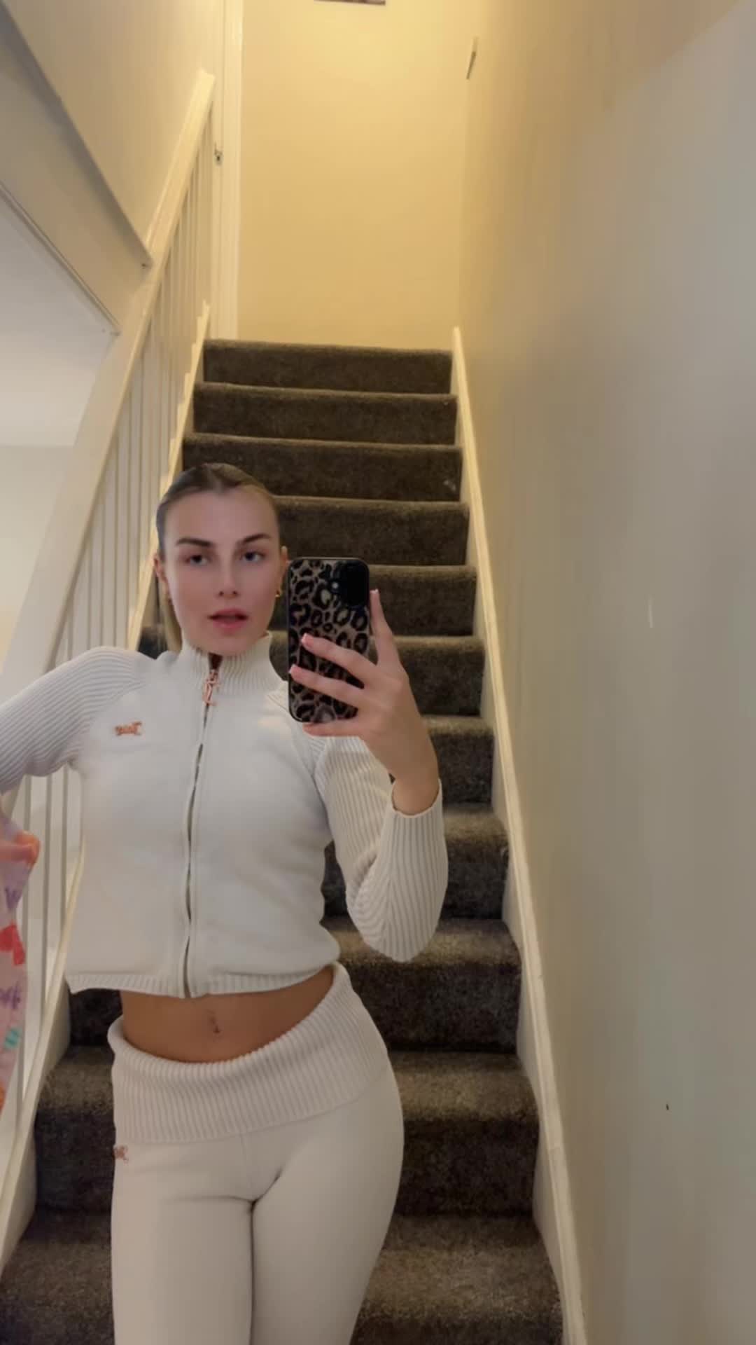 @elle.rose27
