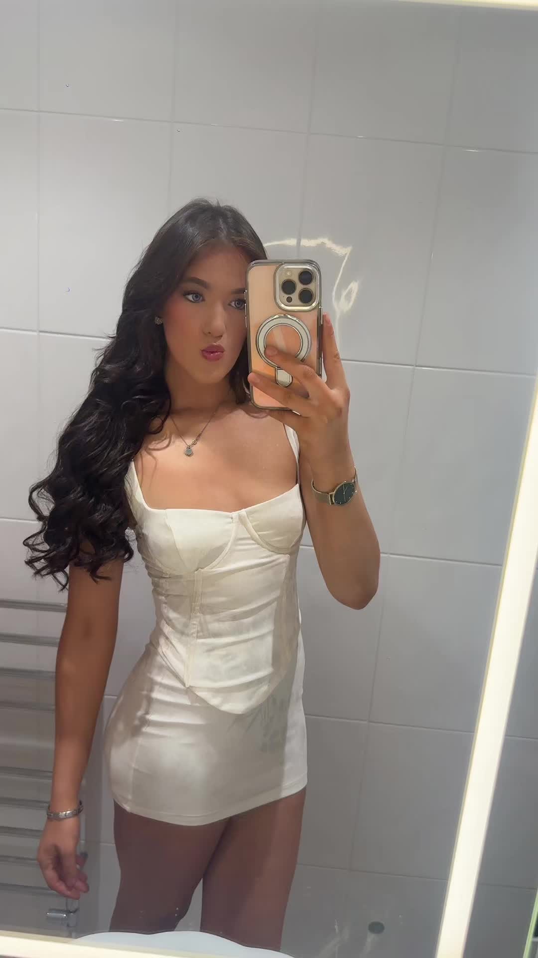@.caitrionanicathain