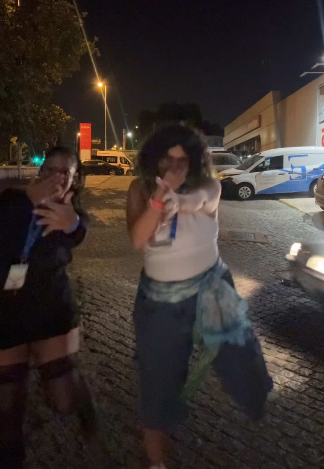 @Ari