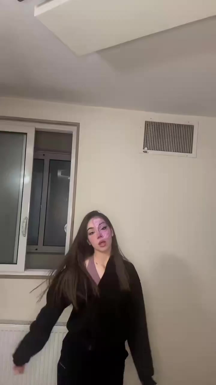 @𝐏𝐀𝐑𝐍𝐈𝐀👸🏻