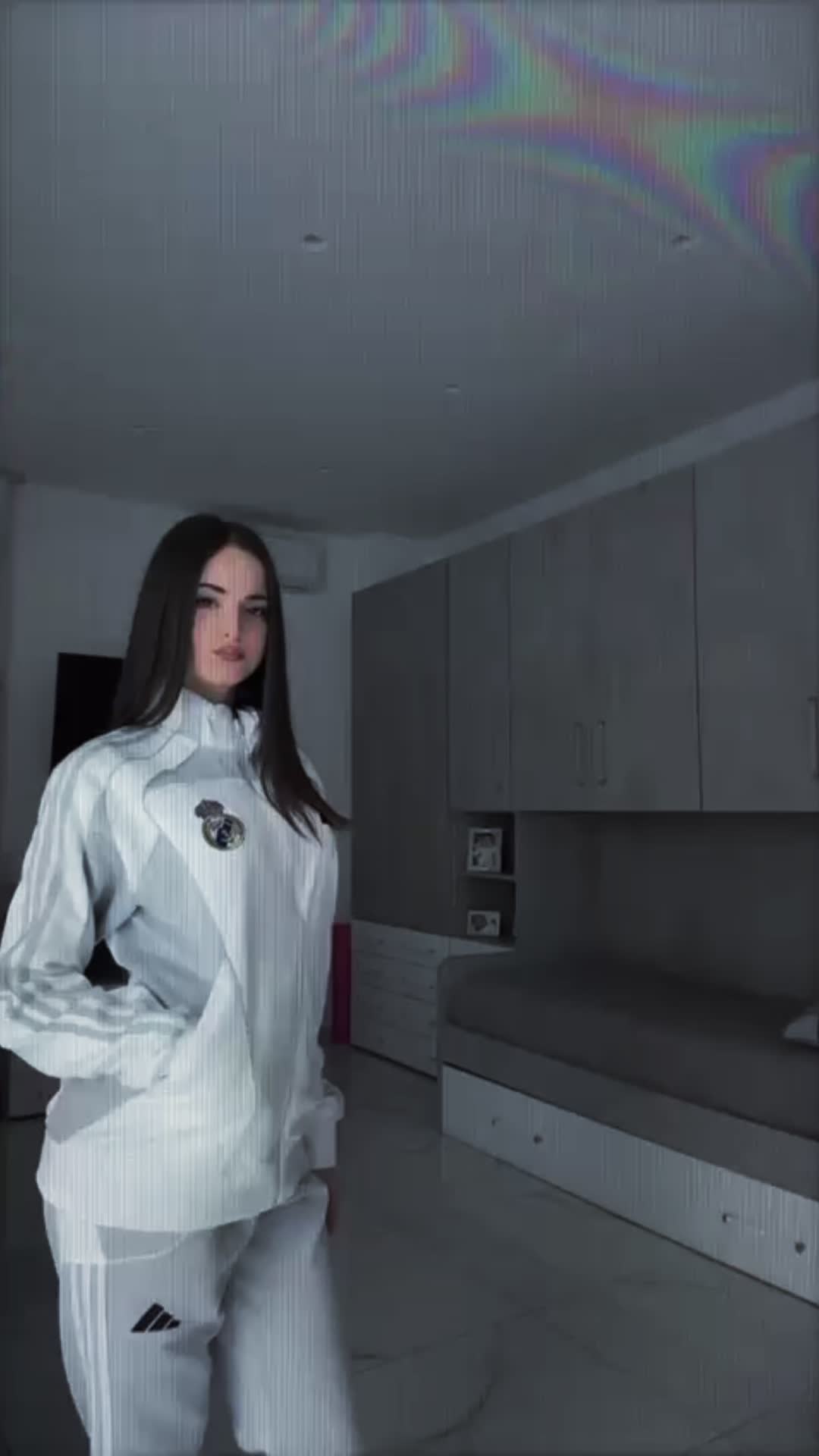 @11⛓️