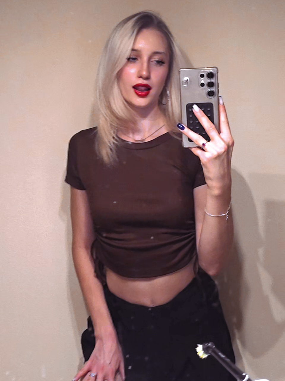 @alessya.tverdohleb.official