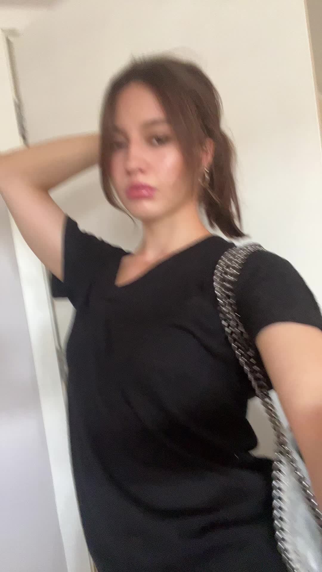 @ellalouiseclark
