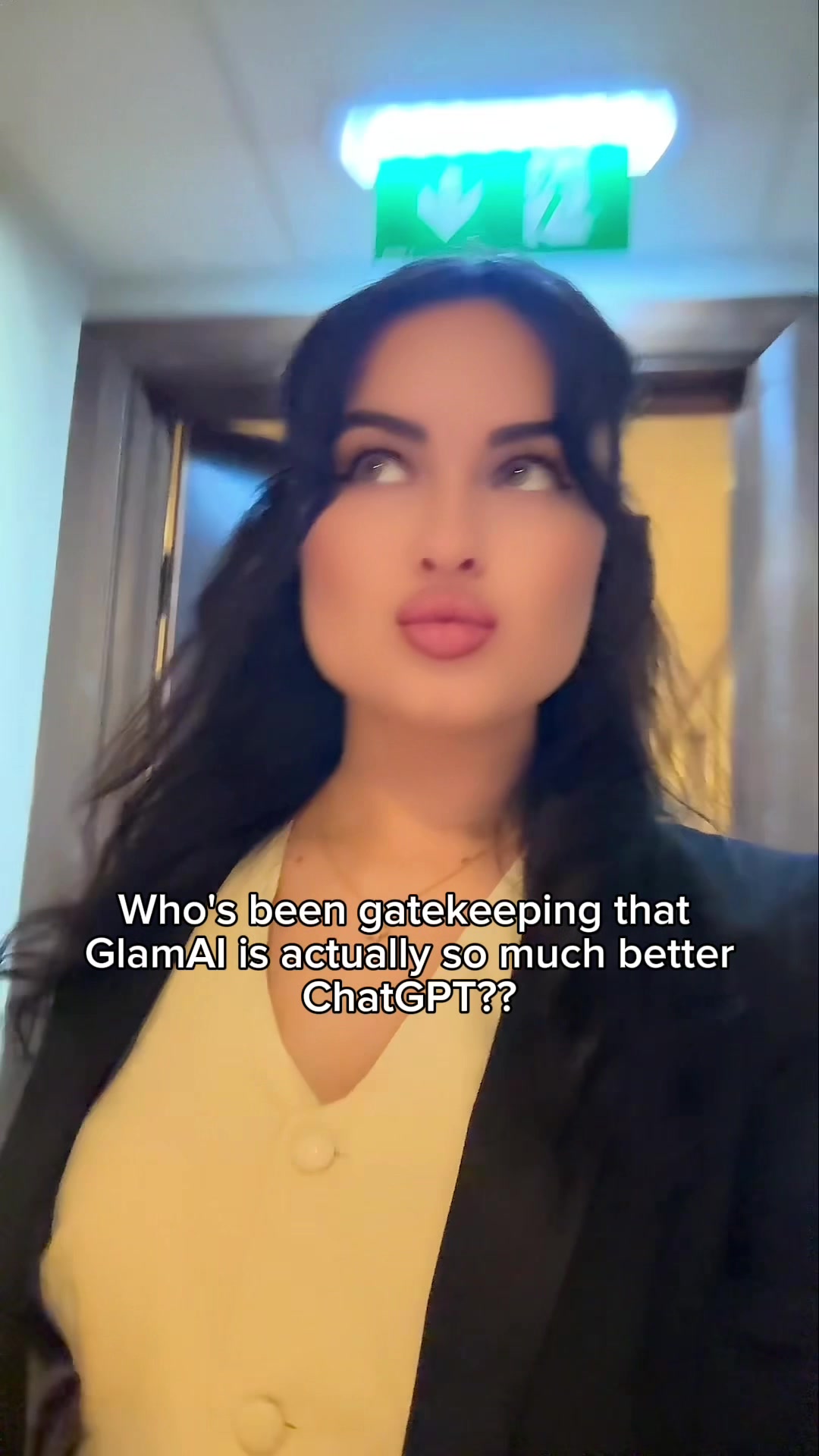 @Ana Glamai