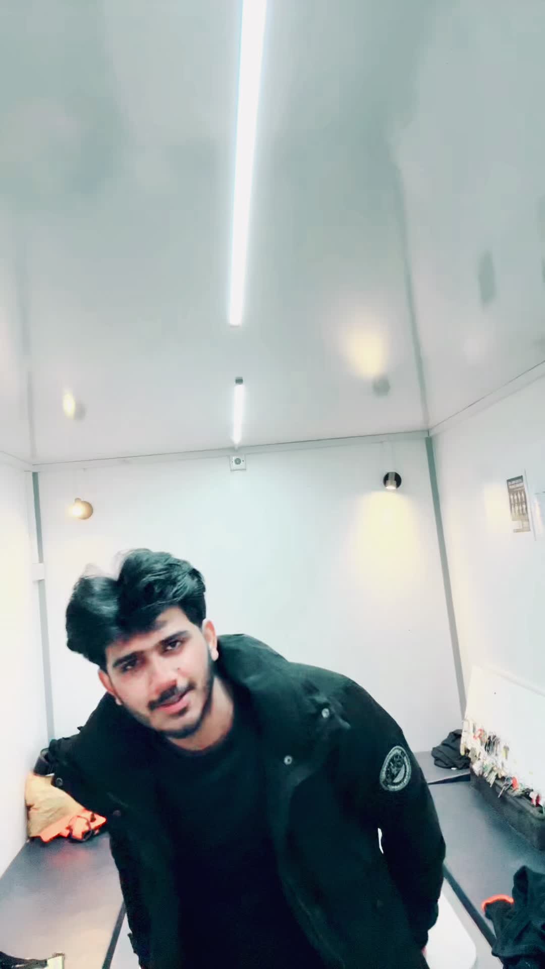 @Haseebbb🇬🇧🇵🇰