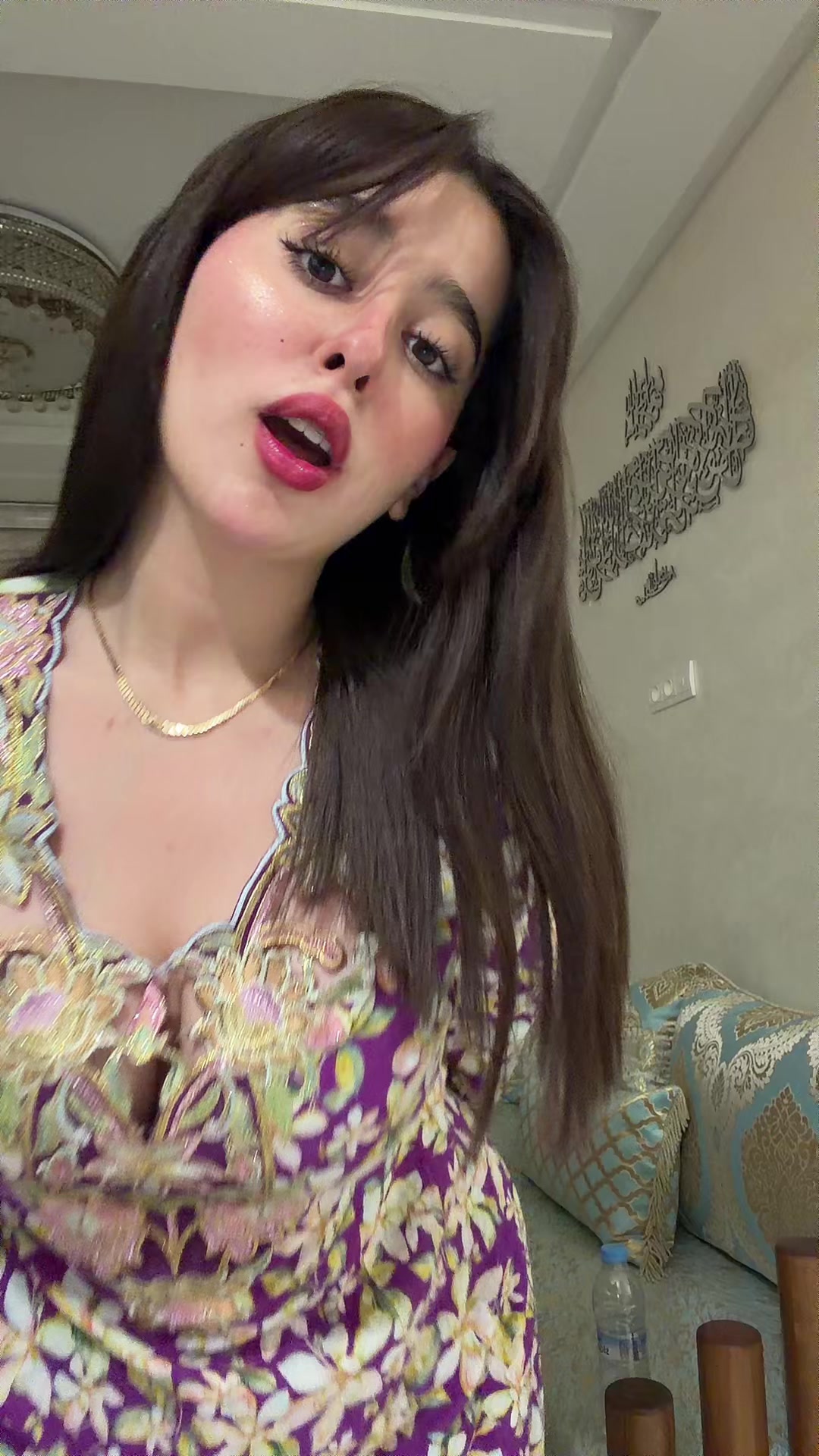 @Farah❤️🥀