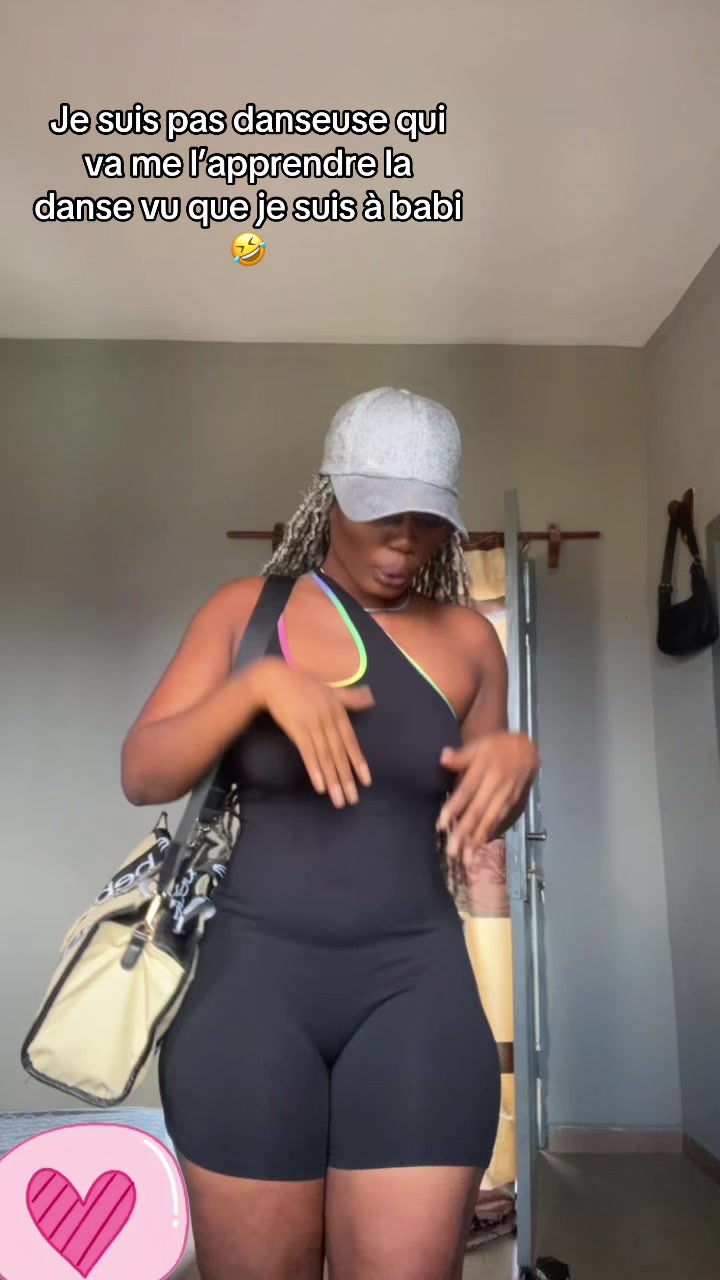 @Ella🦂❤️