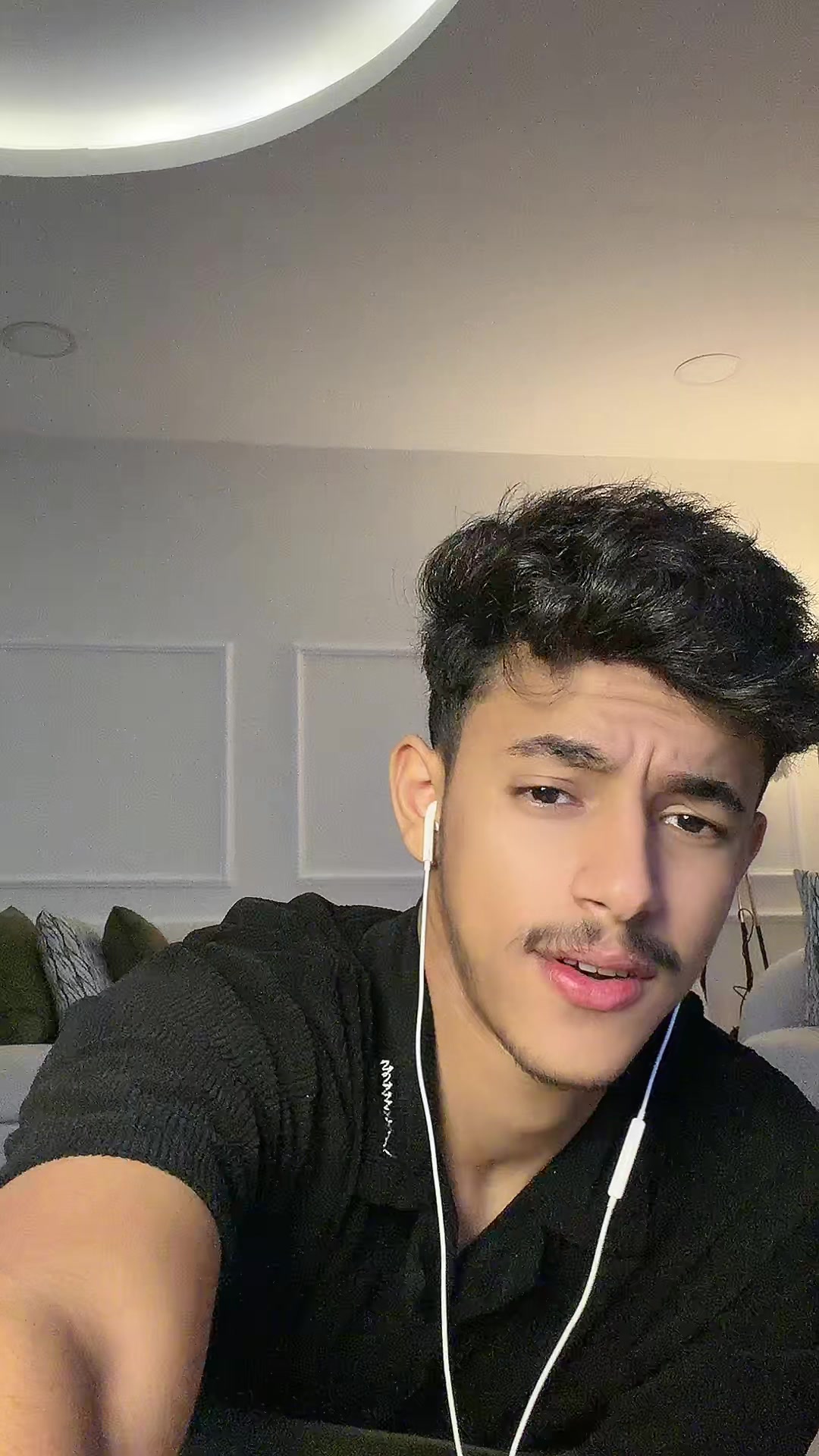 @(.شاهين القاسمي.)