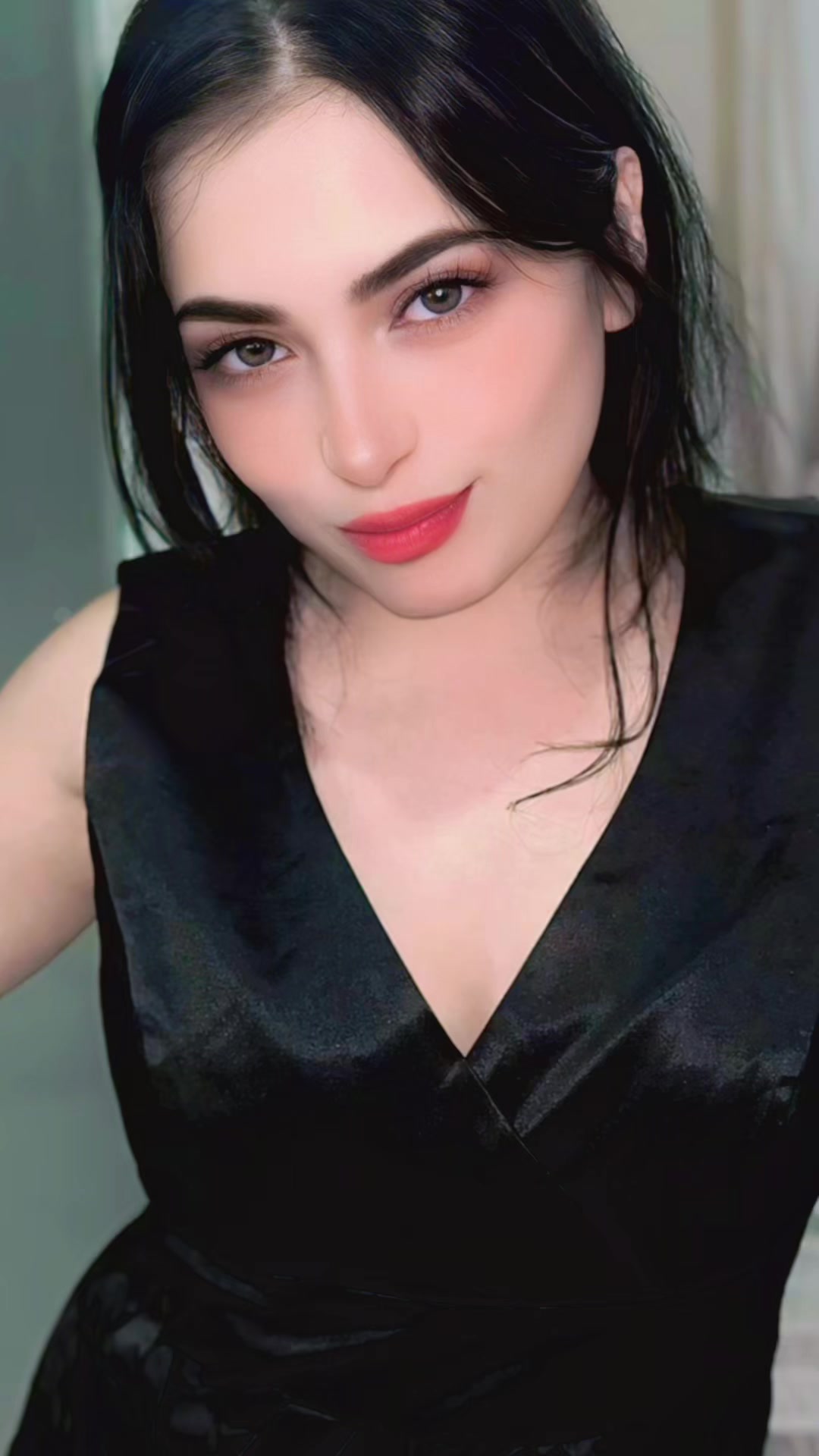 @B&uuml;şra Tuncer