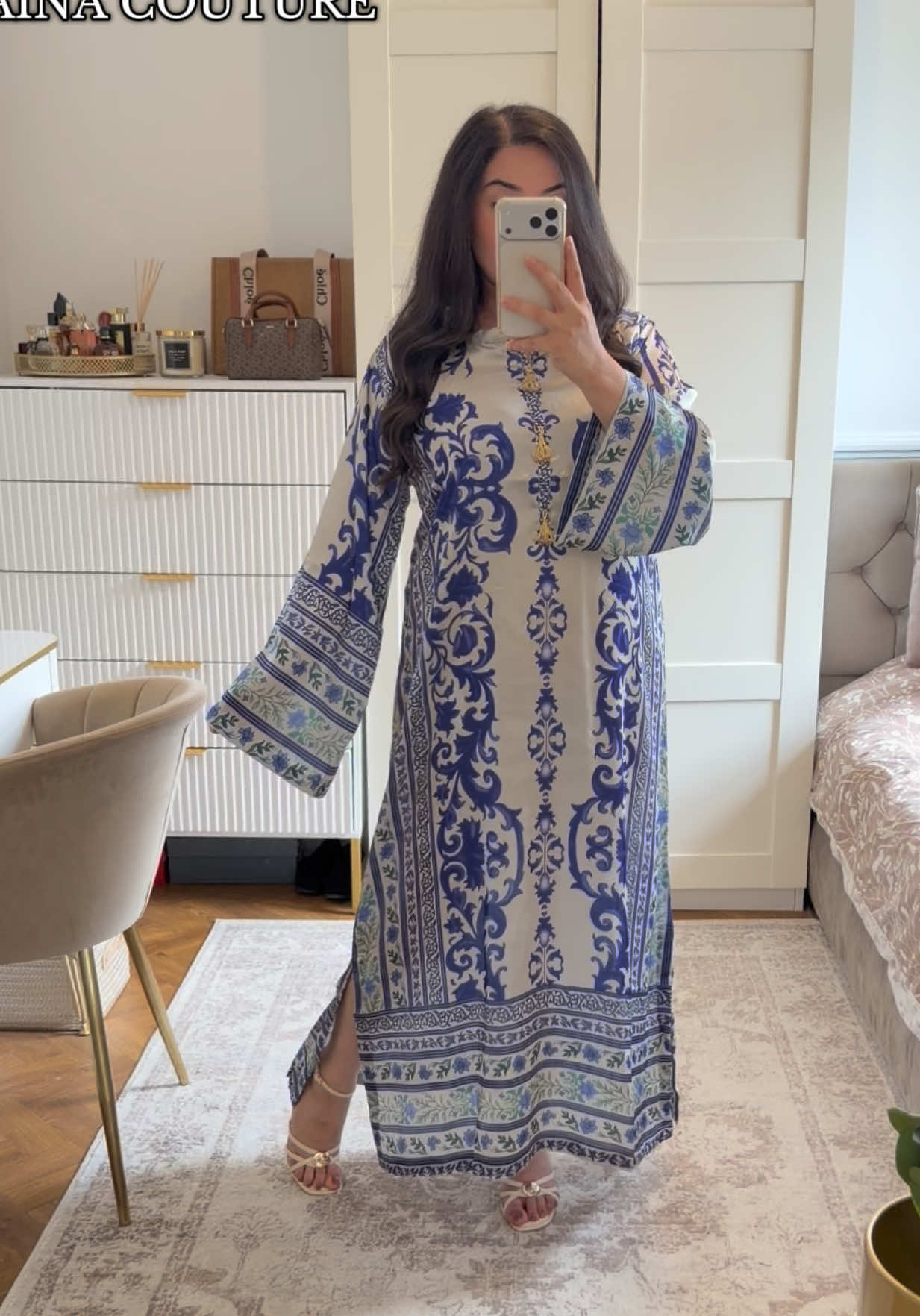 @Aina__couture