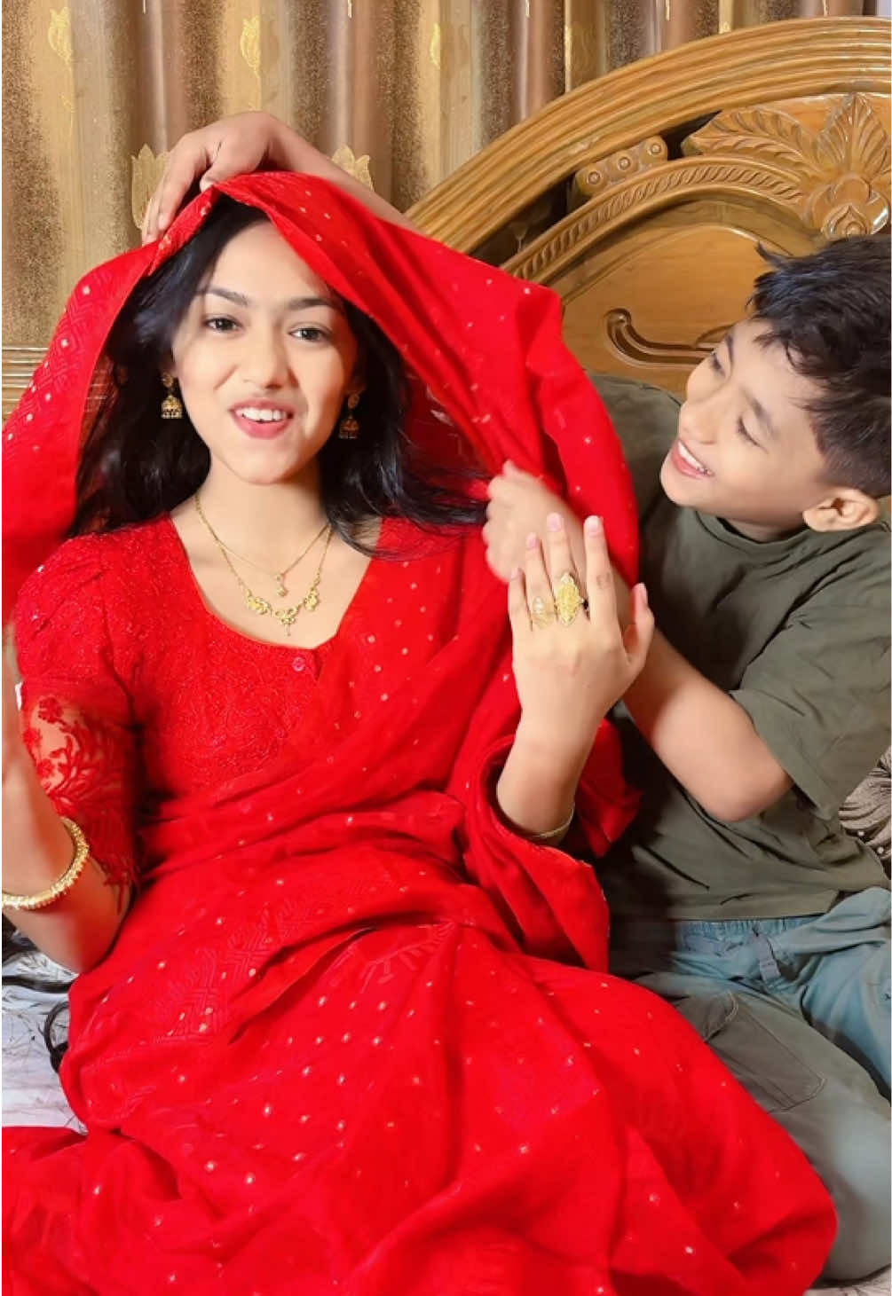 @Eva Khan
