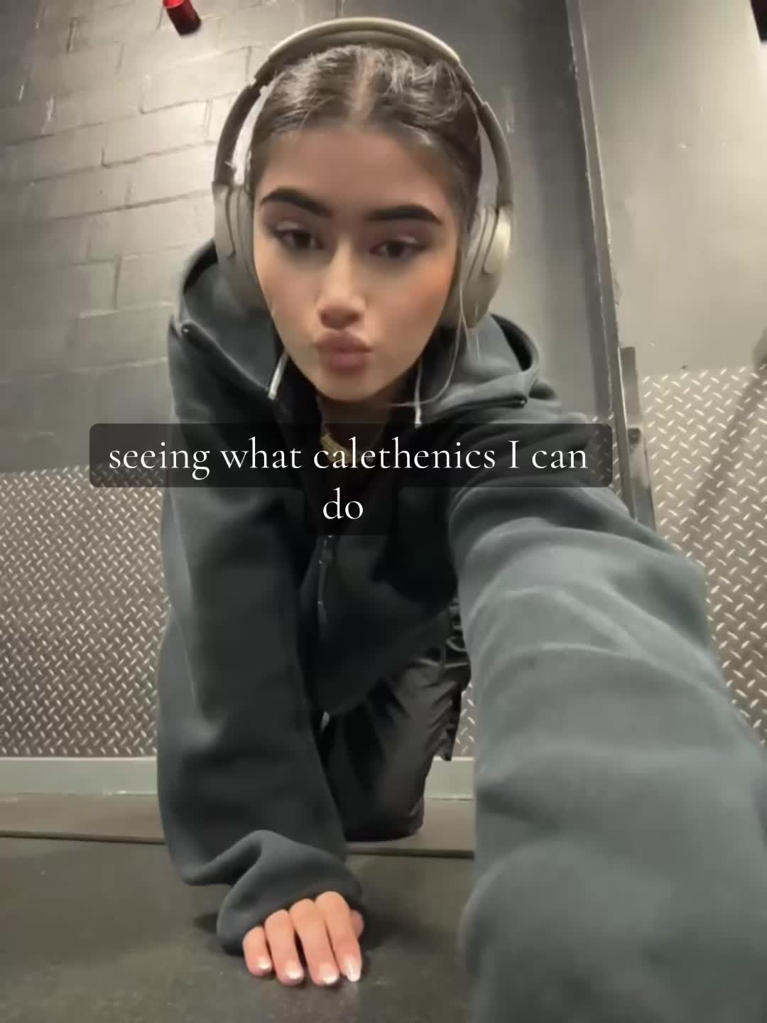 @Simran 💕