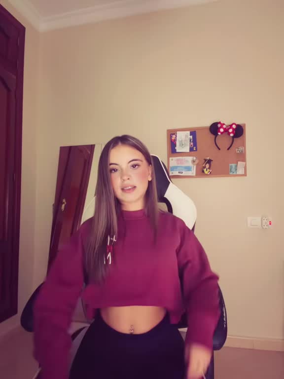 @.isabel_.010